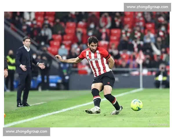 亚伯拉罕 2000 万欧登陆土超!贝西克塔斯豪购英格兰锋霸 亚伯拉罕 2000 万欧登陆土超!贝西克塔斯豪购英格兰锋霸