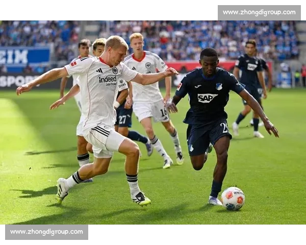 奥格斯堡的低调奢华!德甲中游球队的生存法则 奥格斯堡的低调奢华!德甲中游球队的生存法则